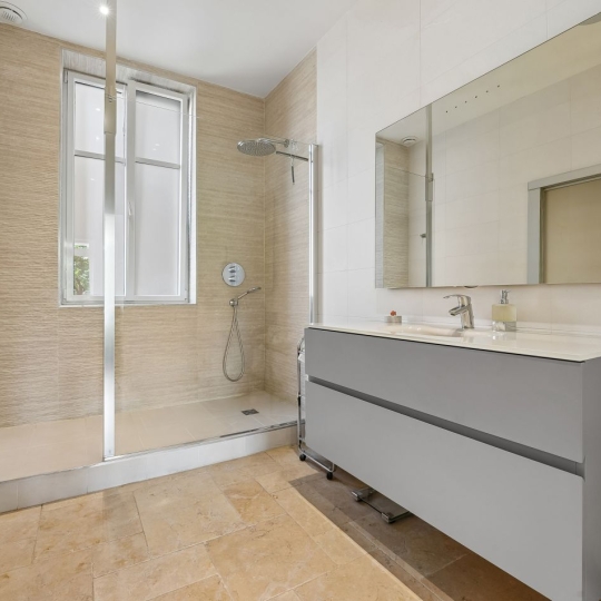  Annonces SARTROUVILLE : Appartement | NEUILLY-SUR-SEINE (92200) | 201 m2 | 2 640 000 &euro; 
