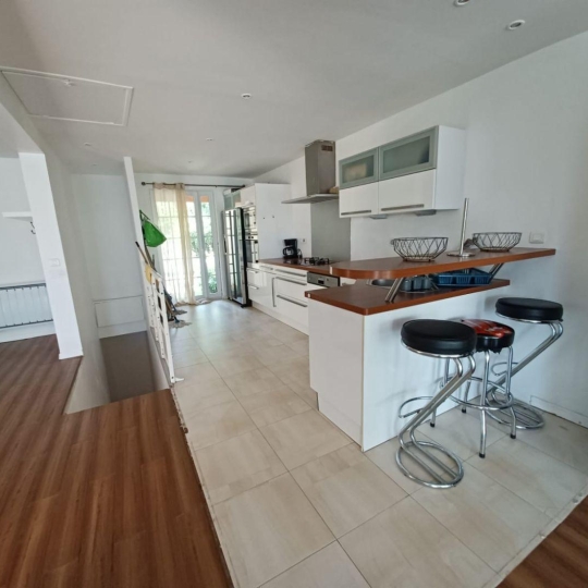  Annonces SARTROUVILLE : Maison / Villa | CARRIERES-SOUS-POISSY (78955) | 252 m2 | 787 500 &euro; 