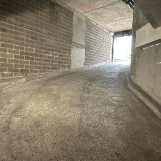  Annonces SARTROUVILLE : Garage / Parking | PARIS (75015) | 12 m2 | 120 &euro; 