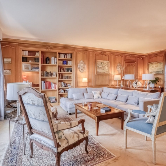  Annonces SARTROUVILLE : Appartement | VILLE-D'AVRAY (92410) | 188 m2 | 5 060 &euro; 