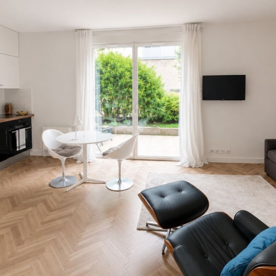  Annonces SARTROUVILLE : Appartement | PARIS (75015) | 31 m2 | 350 000 &euro; 