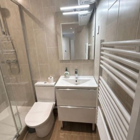  Annonces SARTROUVILLE : Local / Bureau | PARIS (75015) | 30 m2 | 260 000 &euro; 