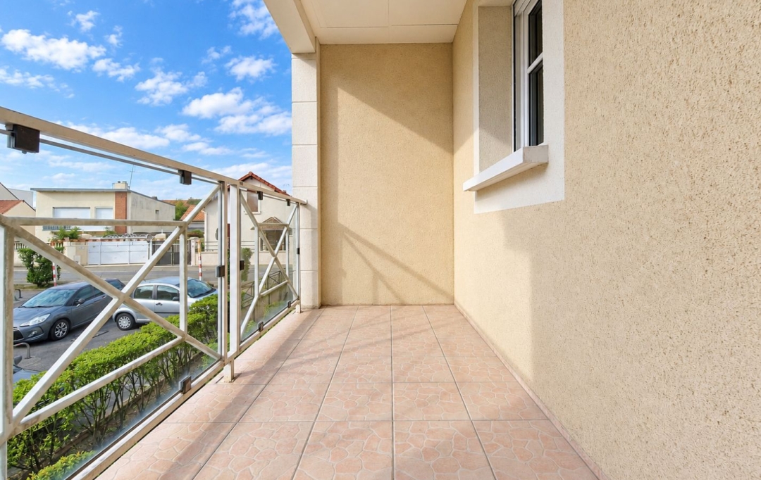 Annonces SARTROUVILLE : Appartement | CARRIERES-SOUS-POISSY (78955) | 31 m2 | 750 &euro; 