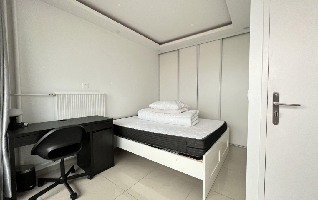 Annonces SARTROUVILLE : Appartement | COLOMBES (92700) | 10 m2 | 550 &euro; 