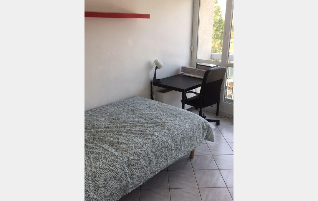 Annonces SARTROUVILLE : Appartement | CERGY (95000) | 10 m2 | 450 &euro; 
