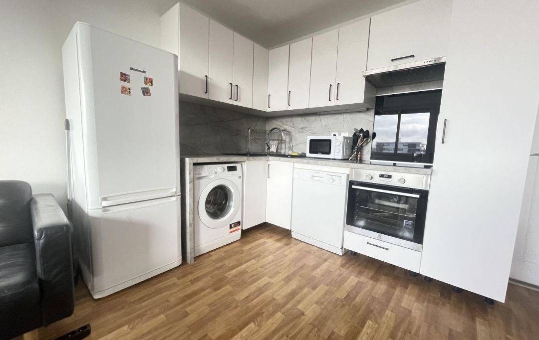 Annonces SARTROUVILLE : Appartement | CERGY (95000) | 12 m2 | 550 &euro; 