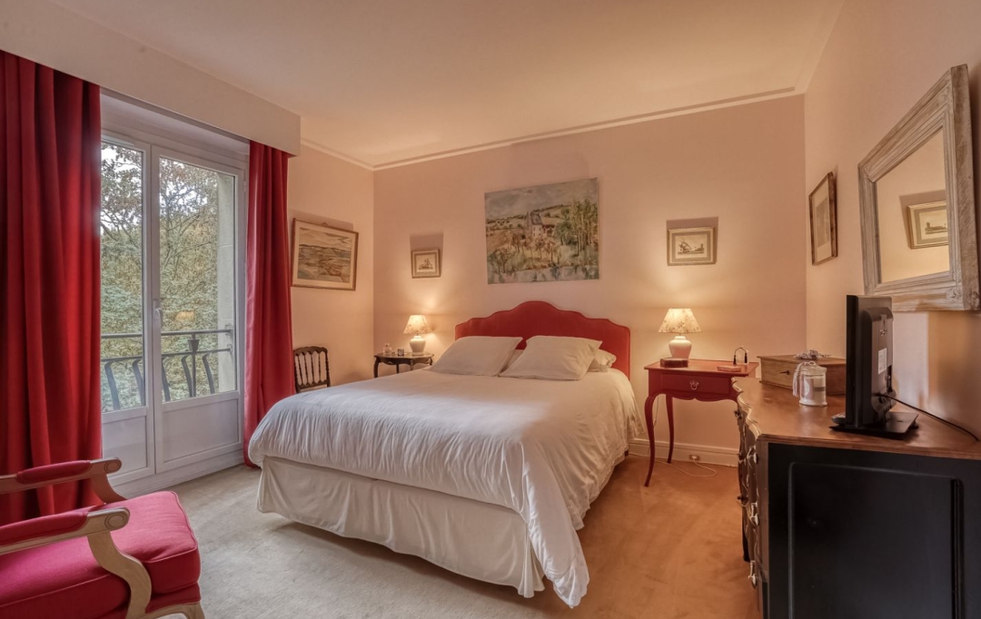 Annonces SARTROUVILLE : Appartement | VILLE-D'AVRAY (92410) | 188 m2 | 5 060 &euro; 