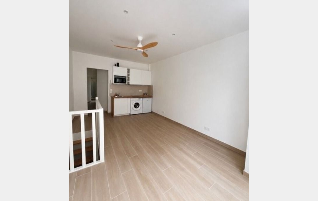 Annonces SARTROUVILLE : Local / Bureau | PARIS (75015) | 30 m2 | 260 000 &euro; 