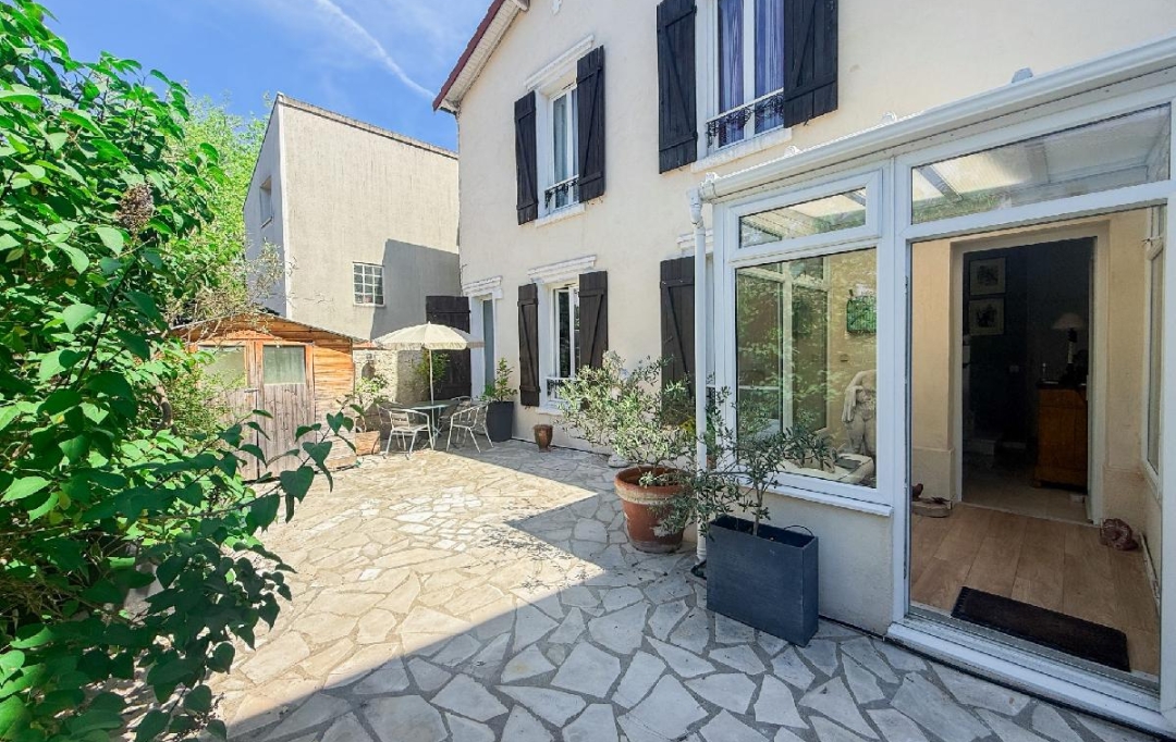 Annonces SARTROUVILLE : Maison / Villa | SAINT-CLOUD (92210) | 97 m2 | 875 000 &euro; 