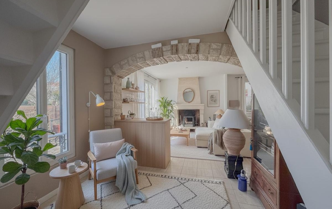 Annonces SARTROUVILLE : Maison / Villa | SAINT-CLOUD (92210) | 97 m2 | 875 000 &euro; 