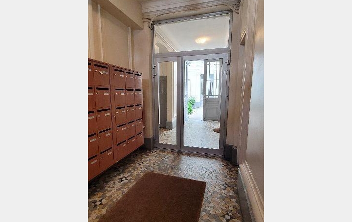 Annonces SARTROUVILLE : Appartement | PARIS (75017) | 17 m2 | 150 000 &euro; 